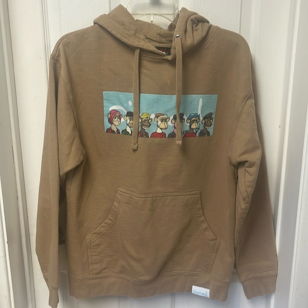 Like new Diamond Supply sweatshirt. Super cute, hardly worn